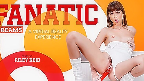 Hotie blowjob and sexy babe