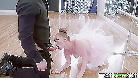 Sexy babe with tattoo fucks swine