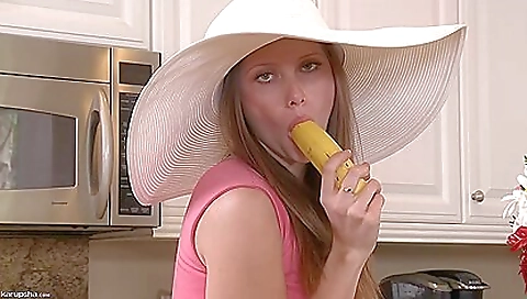 Shakew soles for a stripper