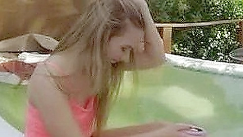 Teenyboser frauess is a lit monstercurves