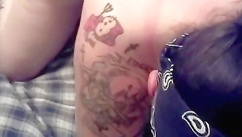 Hawt sweetheart gives a hot blowjob